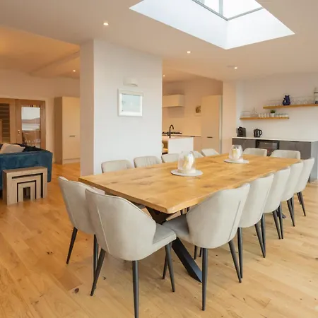 Host & - Bay View House Vakantiehuis