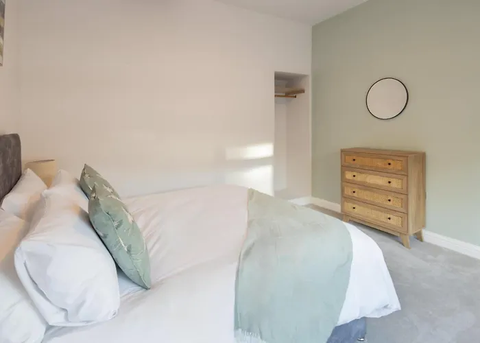 Host & - Bay View House *