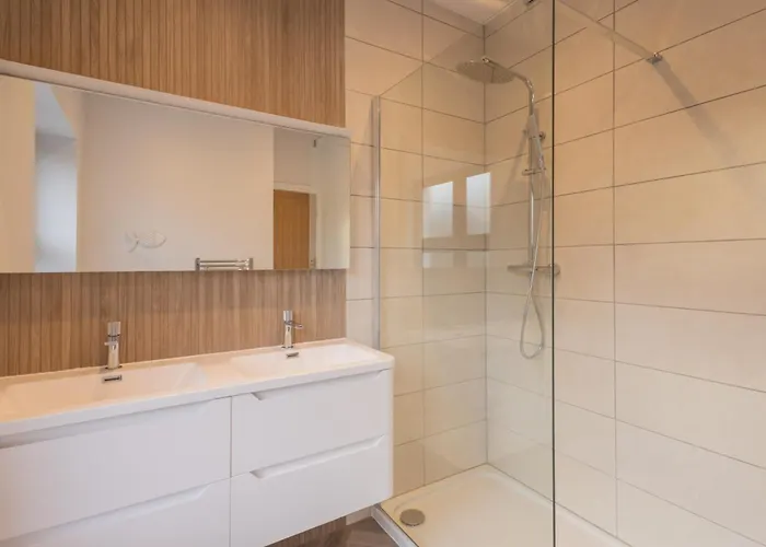 Host & - Bay View House Hébergement de vacances *