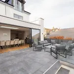 Host & - Bay View House