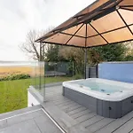 Host & - Bay View House Σπίτι διακοπών *